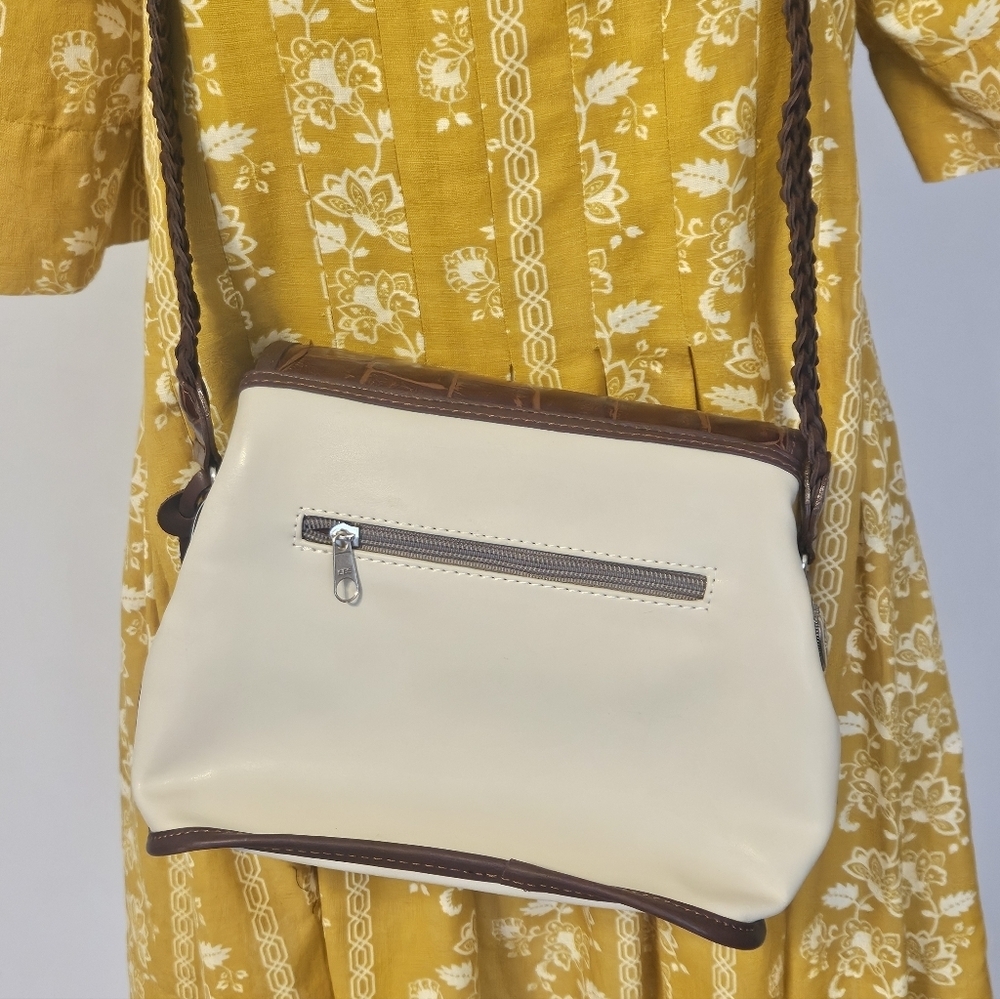 Brighton-inspired" bag Western-style crossbody bucket bag from the 1990s NWOT - Picture 4 of 8